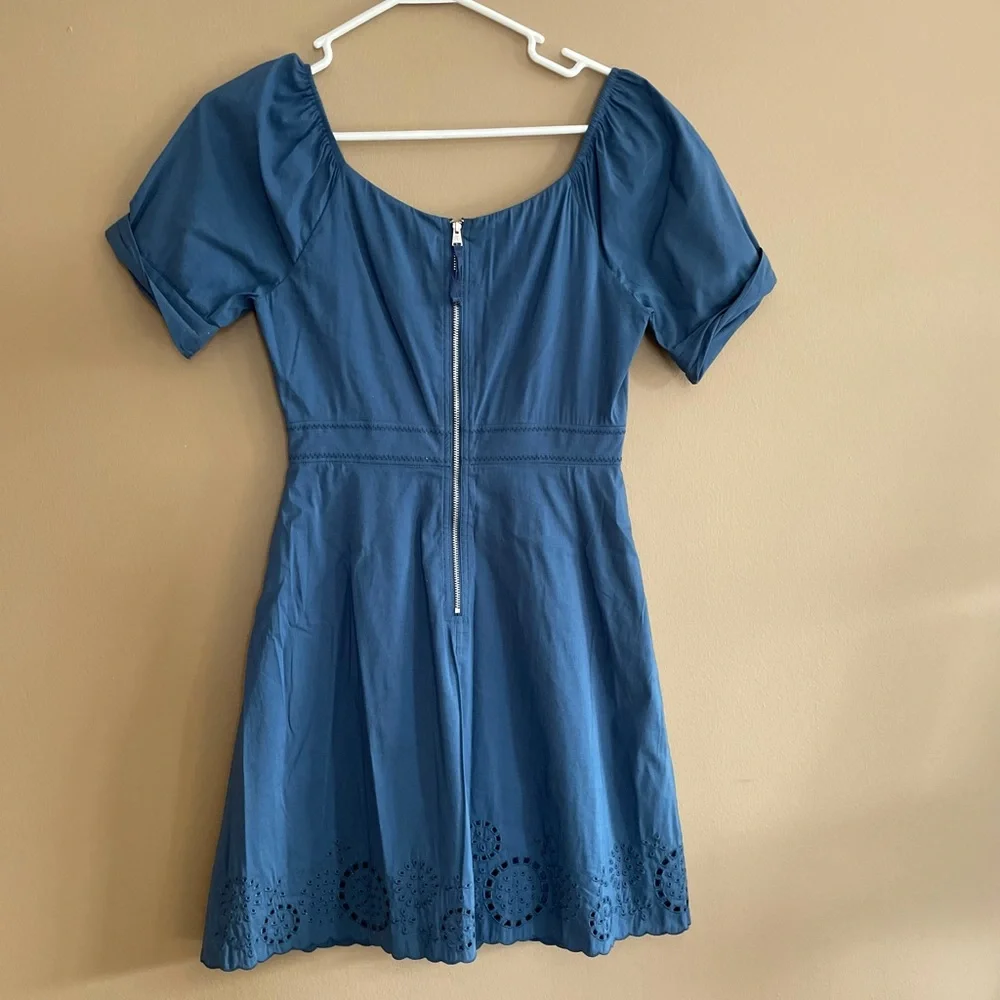 BCBG Steel Blue Shirt Sleeved On or Off the Shoulder Dress. Size 0 - Picture 6 of 9